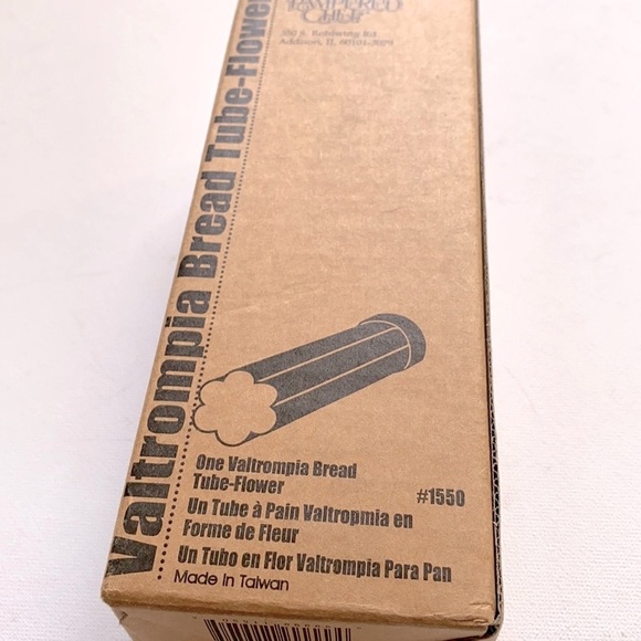 The Pampered Chef New VALTROMPIA BREAD TUBE FLOWER - Picture 3 of 8